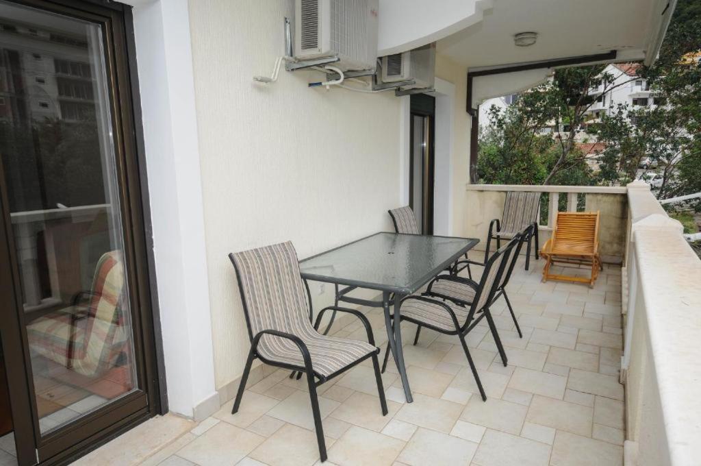 Apartment Jana Petrovac Exterior foto